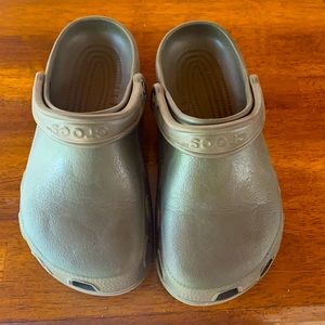 Crocs with sling back. Army green. Women’s US 9.